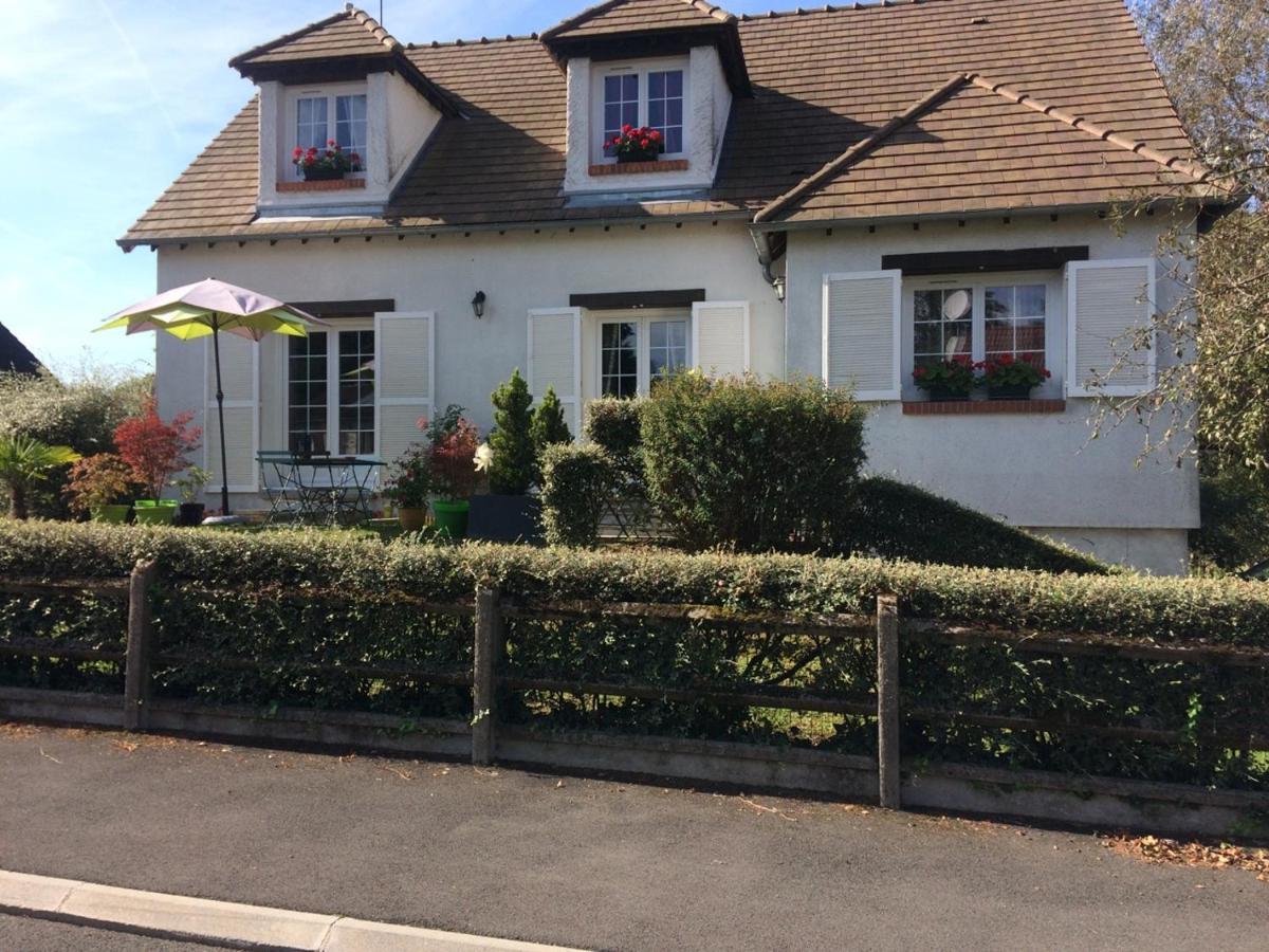 Clos Du Bourg Bed and Breakfast Saint-Cyr-en-Val Eksteriør billede