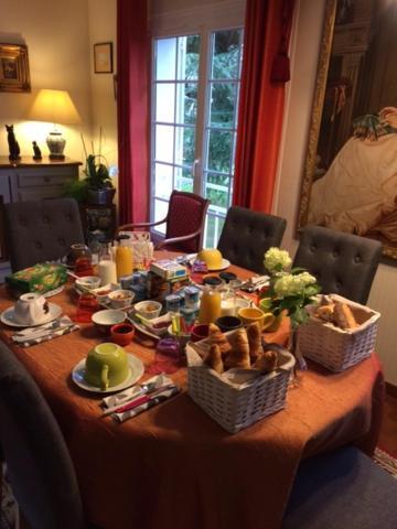 Clos Du Bourg Bed and Breakfast Saint-Cyr-en-Val Eksteriør billede